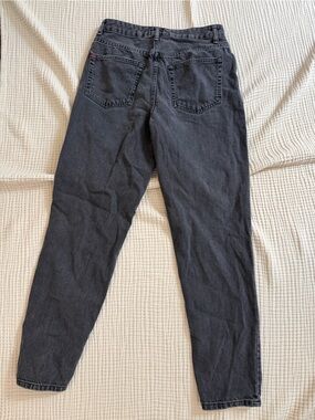 Urban Outfitters BDG Women’s Mom High-Rise Jeans